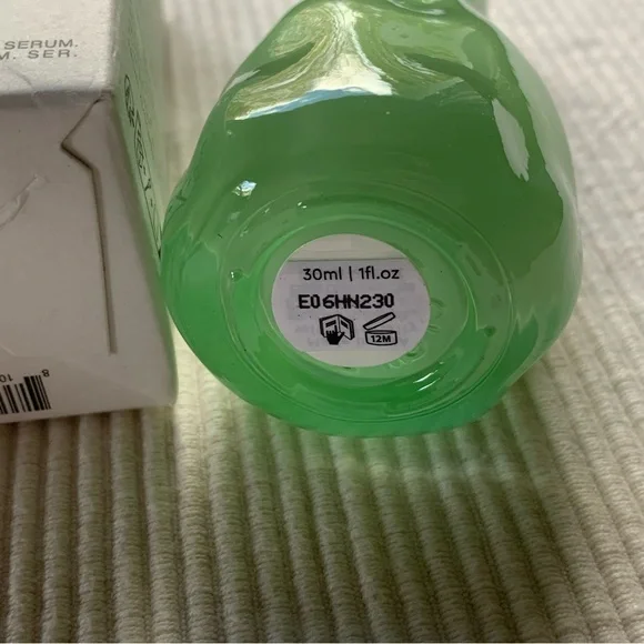 Glow Recipe Avocado Ceramide Recovery Serum - Picture 9 of 11